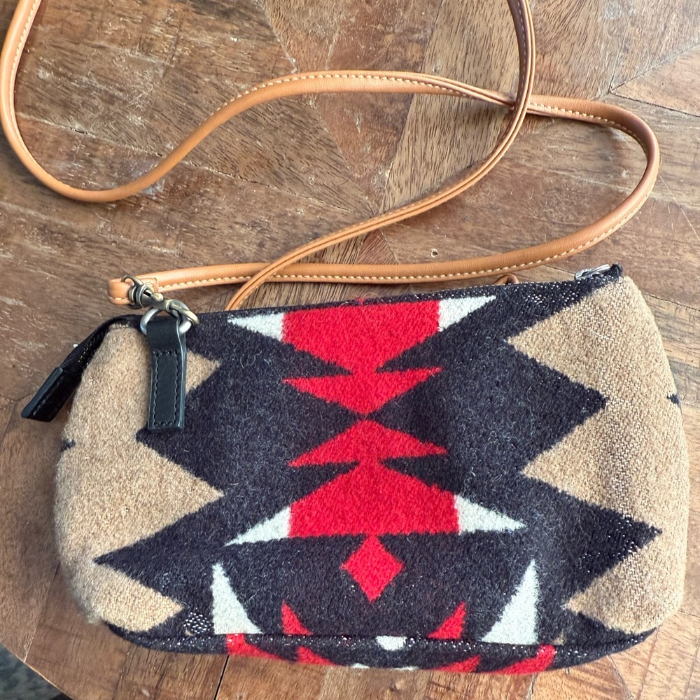 Pendleton Aztec Design Wool Crossbody Bag - Picture 10 of 10